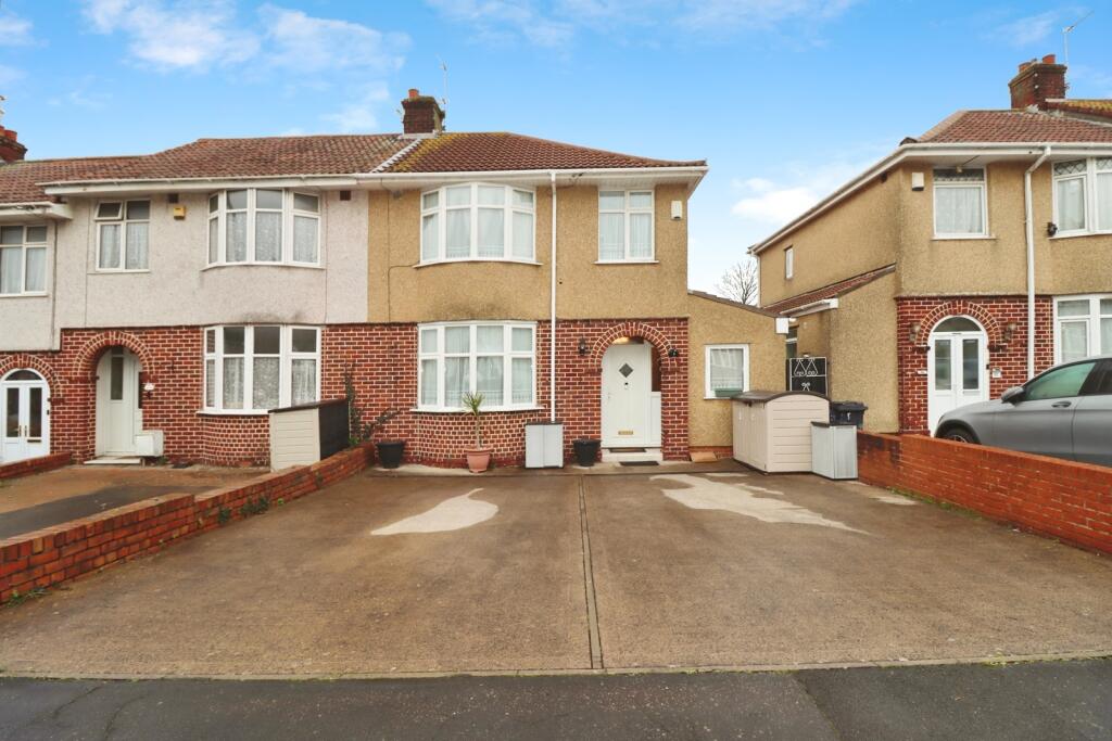 3-bed terraced on Gordon Avenue, Bristol, BS5, £450,000