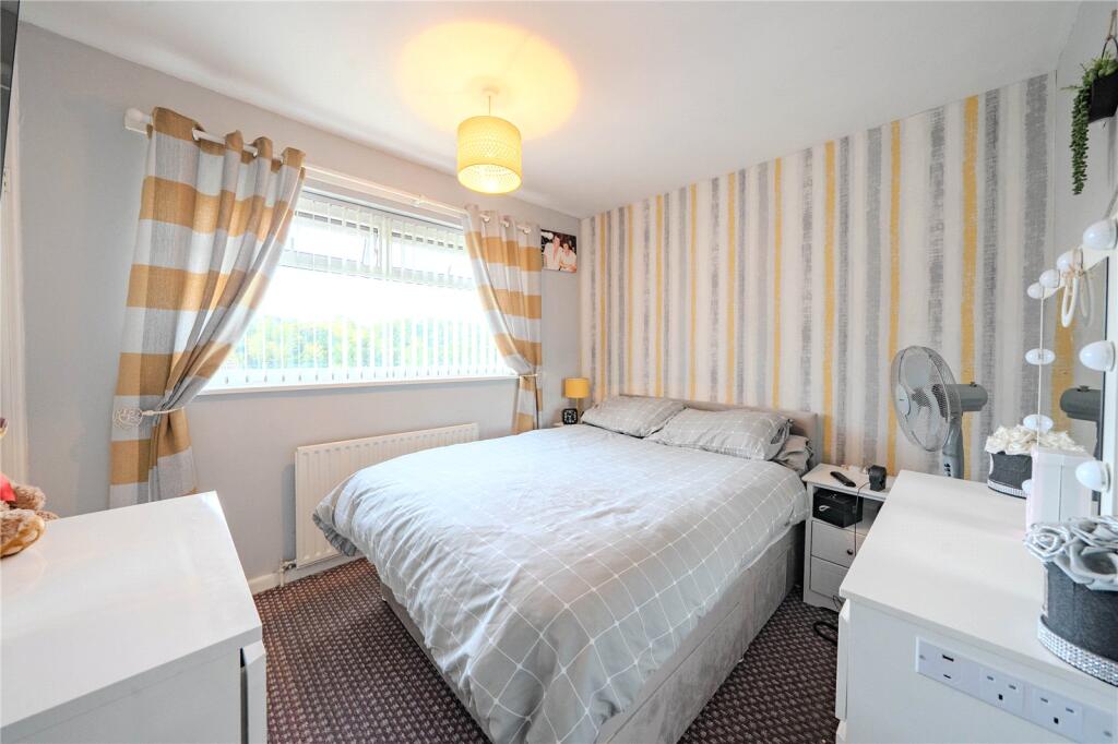House in Leeds, Gamble Hill, Bramley - View 5