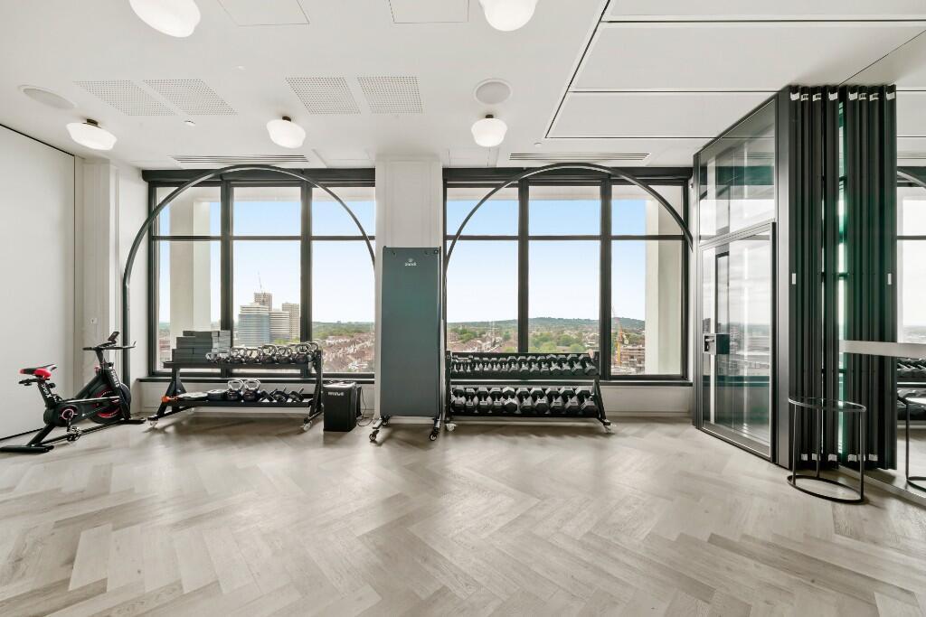Apartment in Harrow - View 5