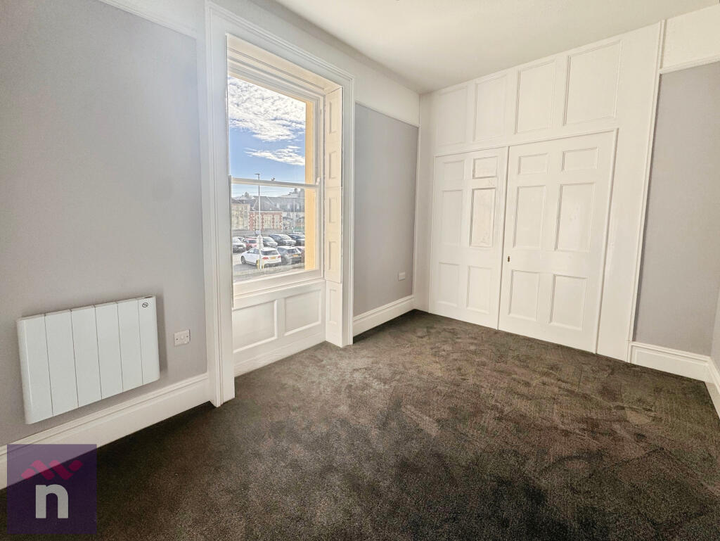Apartment in Cheltenham, The Strand, Fairview - View 4