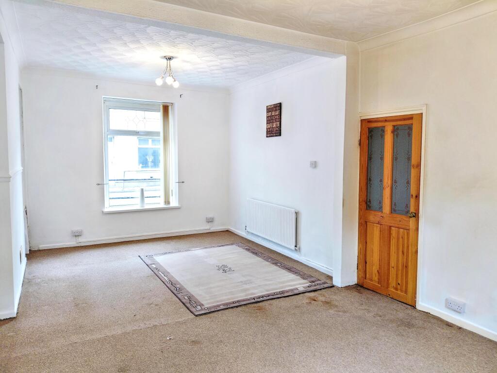 House in Pontypridd, Rhondda Cynon Taf - View 2