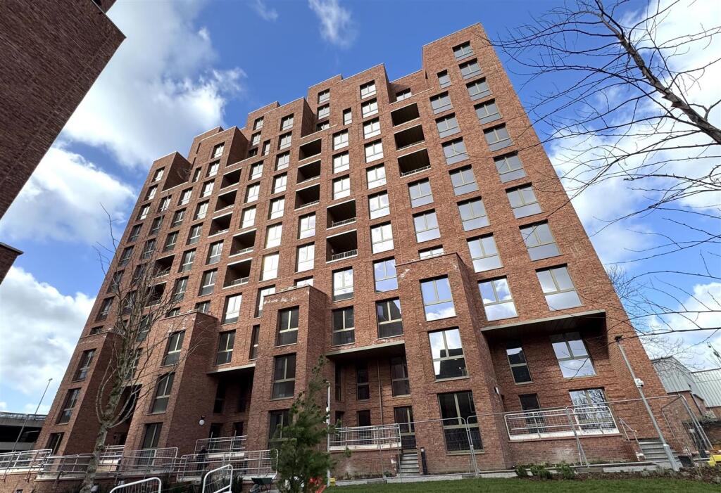 Main image of property: Botanical Avenue, Manchester