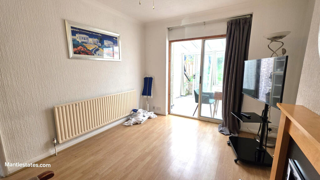 Main image of property: Avondale Avenue, EAST BARNET EN4