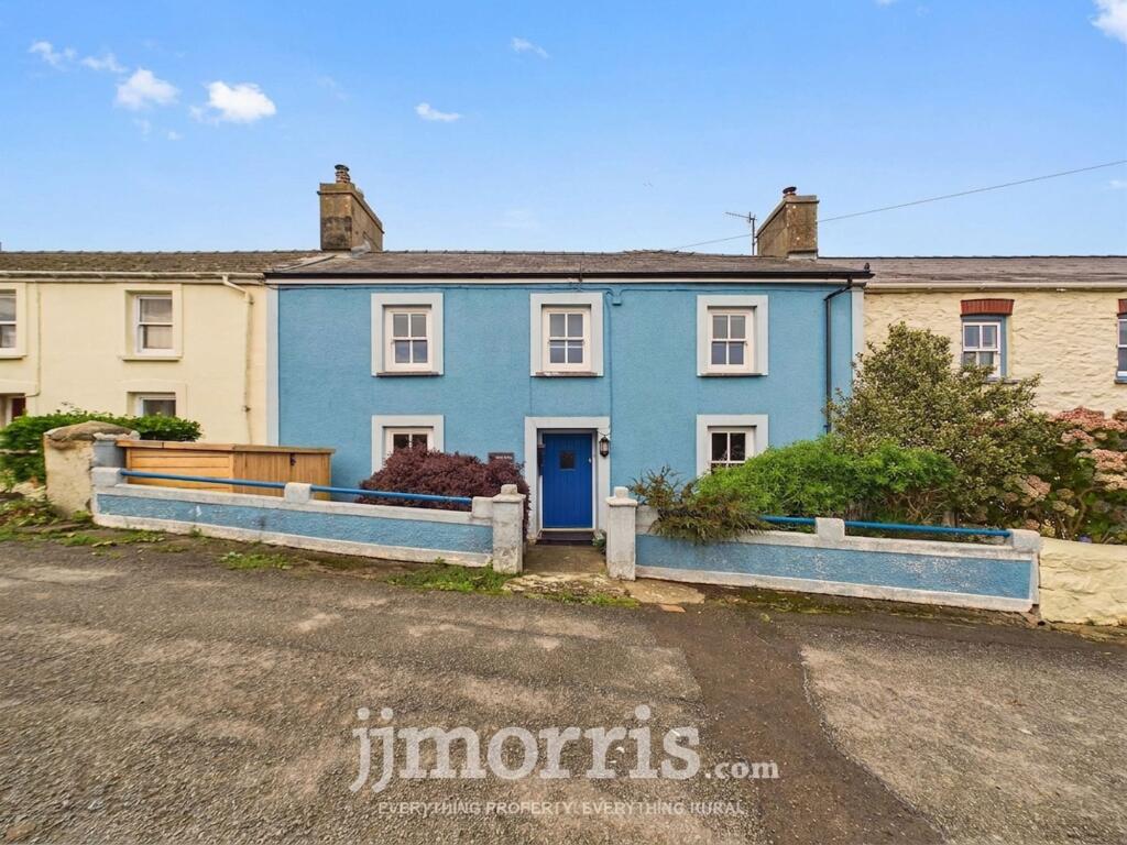 Main image of property: Dedwyddfa, 11 North End, Trefin, Haverfordwest, Pembs, SA62 5AS