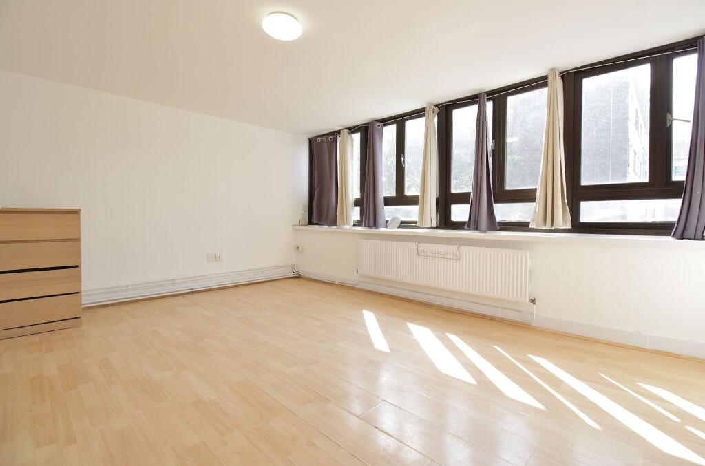 Main image of property: Mogden Lane, Isleworth, TW7