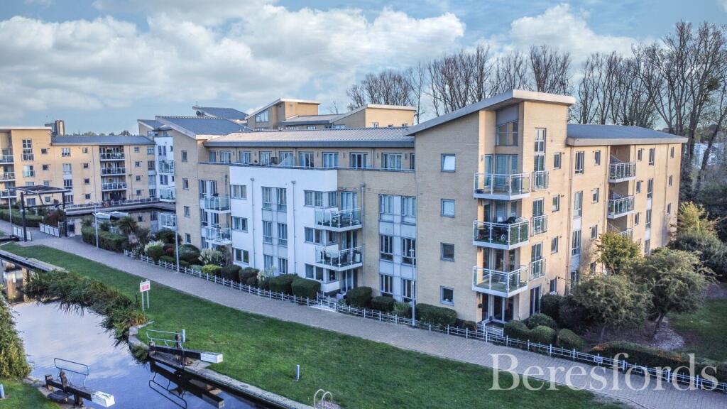 Main image of property: Lockside Marina, CM2