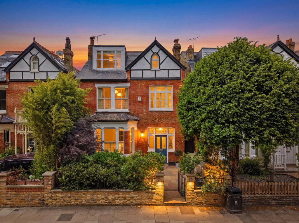 Main image of property: Richmond Road, Twickenham TW1