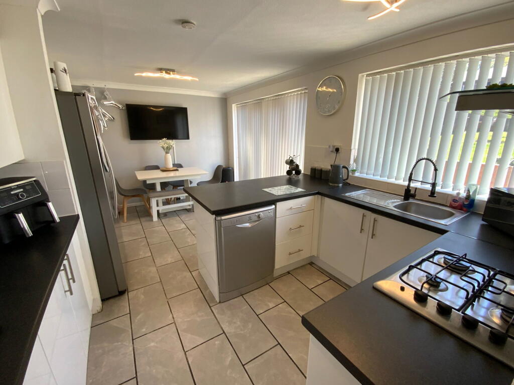 HALESOWEN, Beecher Road photo 3