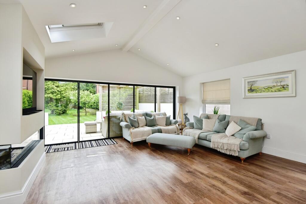 House in Sandbach - View 4