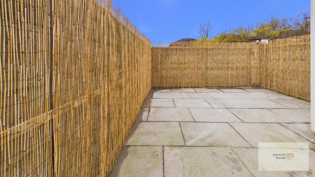 House in Bury, Jericho - More