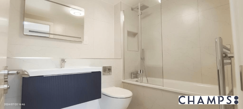 Apartment in London - View 4