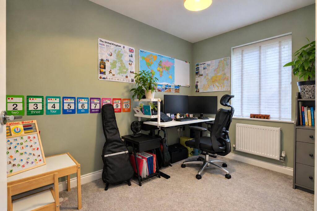House in Torridge, Bideford - More