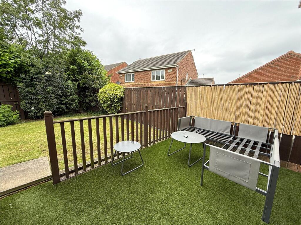Magnolia Court, Redcar, TS10 photo 3