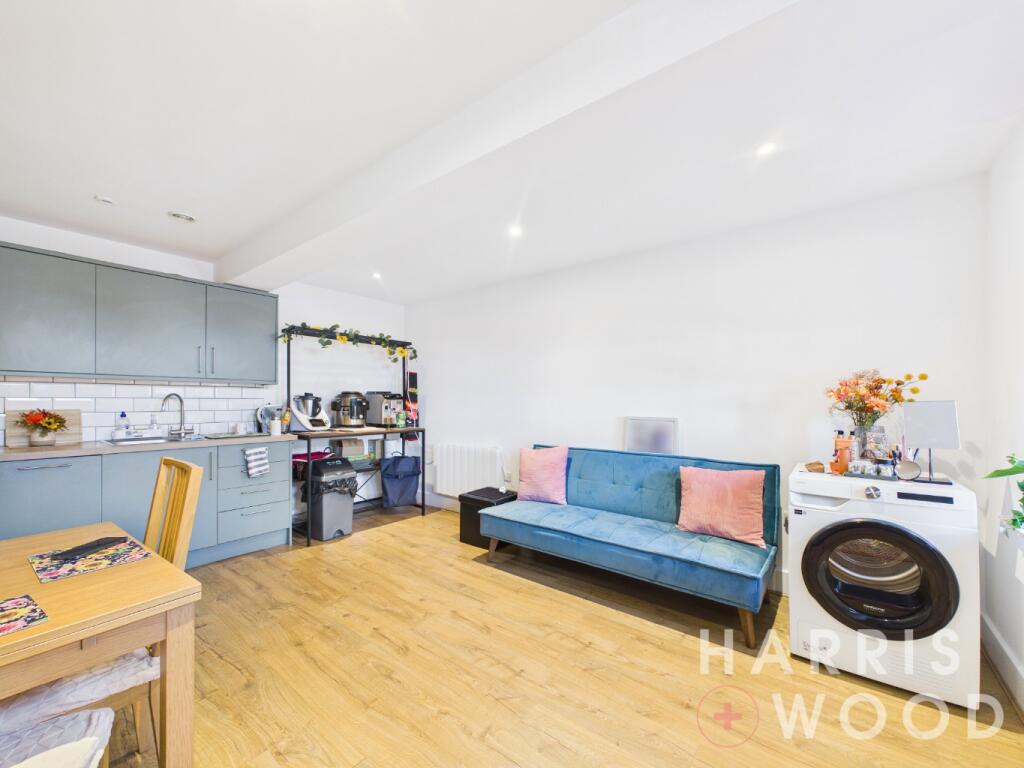 Apartment in Colchester, New Town - More