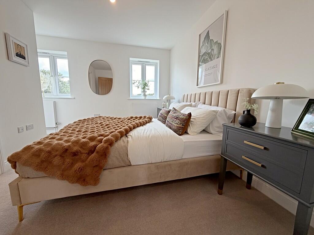 Show Home For Sale photo 4