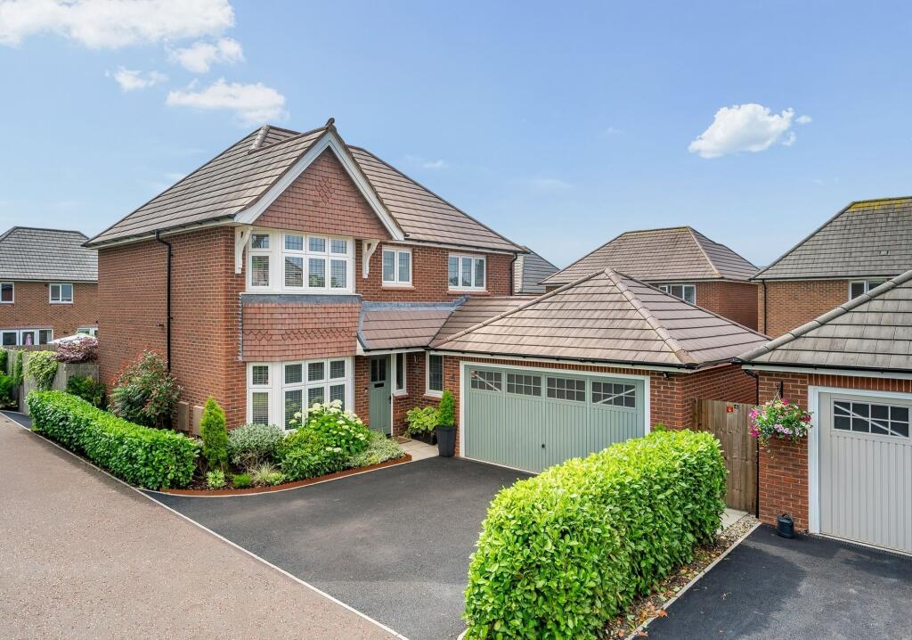 Main image of property: Parr Brook Gardens, Tyldesley, M29