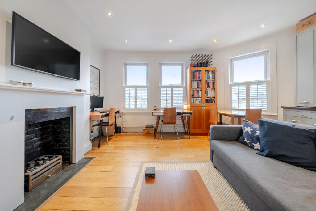 Main image of property: Battersea Rise, London, SW11