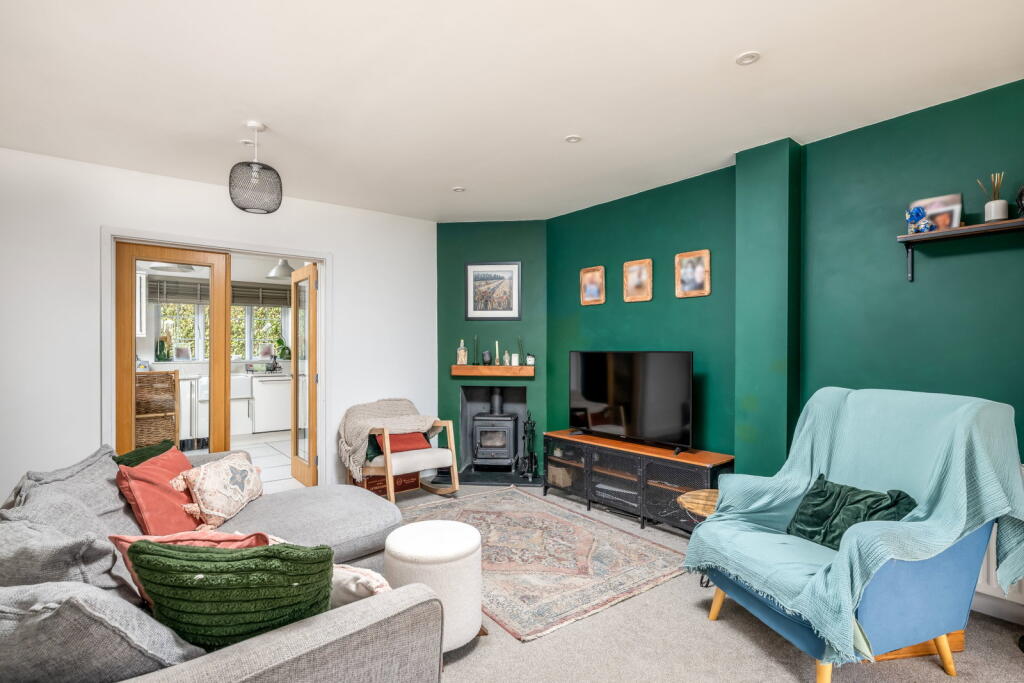 House in North Hertfordshire, Hertfordshire - More