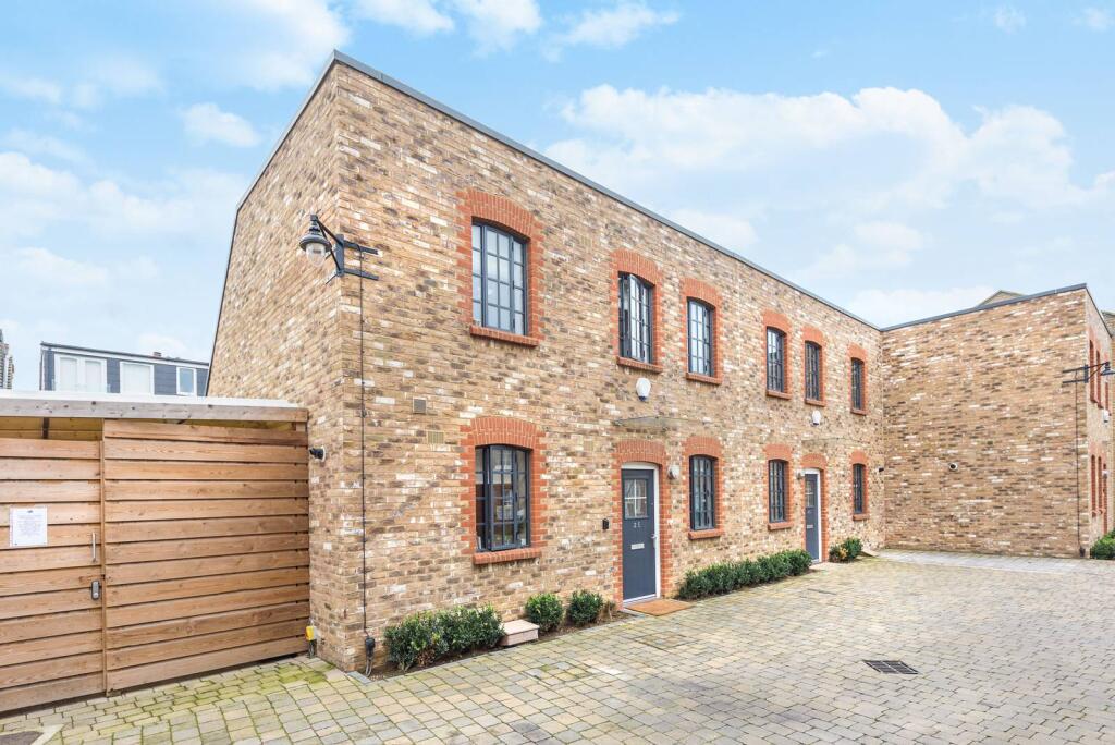 Main image of property: Hamilton Road, Twickenham, TW2