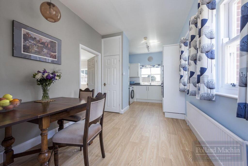 Apartment in London, Sanderstead - More