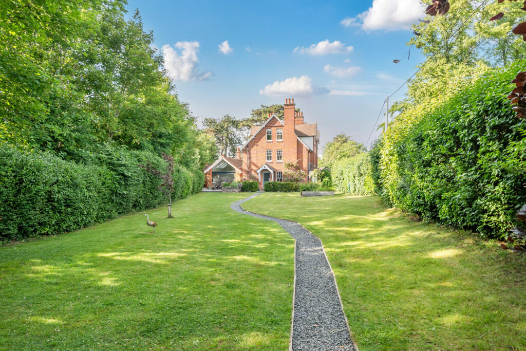 Main image of property: Wallingford Road, Goring, Reading, Oxfordshire, RG8