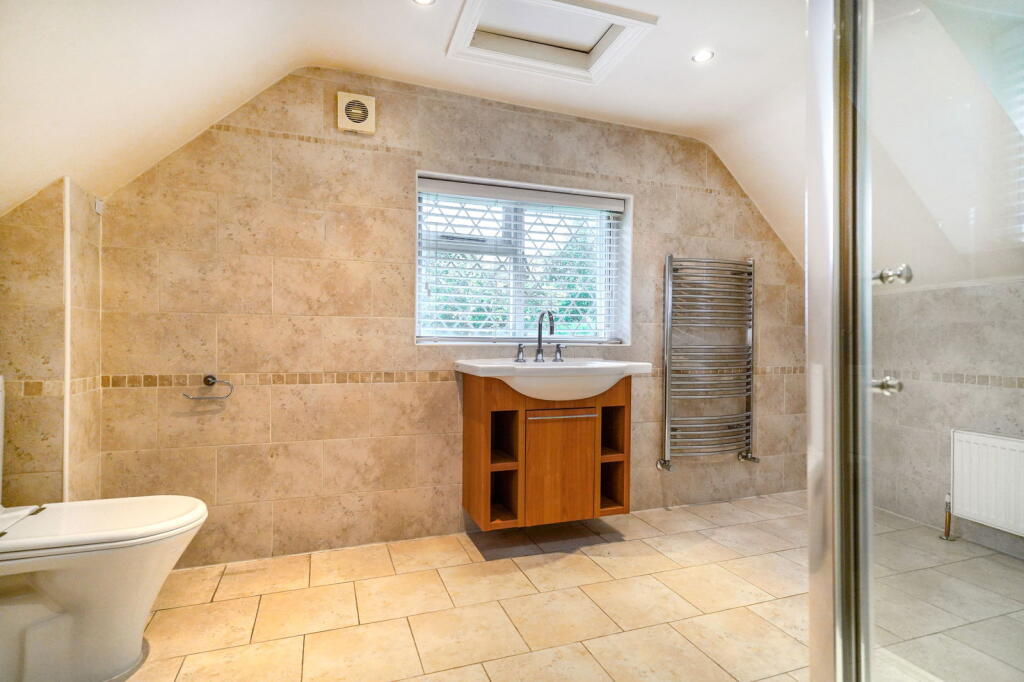 Additional image 18 of Small Lane, Earlswood