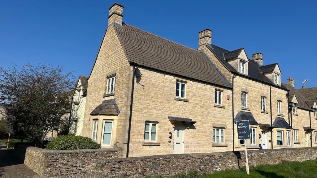Main image of property: Blackberry Walk, London Road, Cirencester, Gloucestershire, GL7