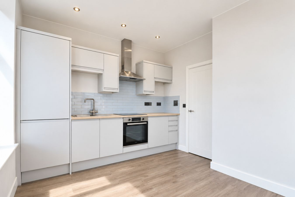 Apartment in Northampton - View 4