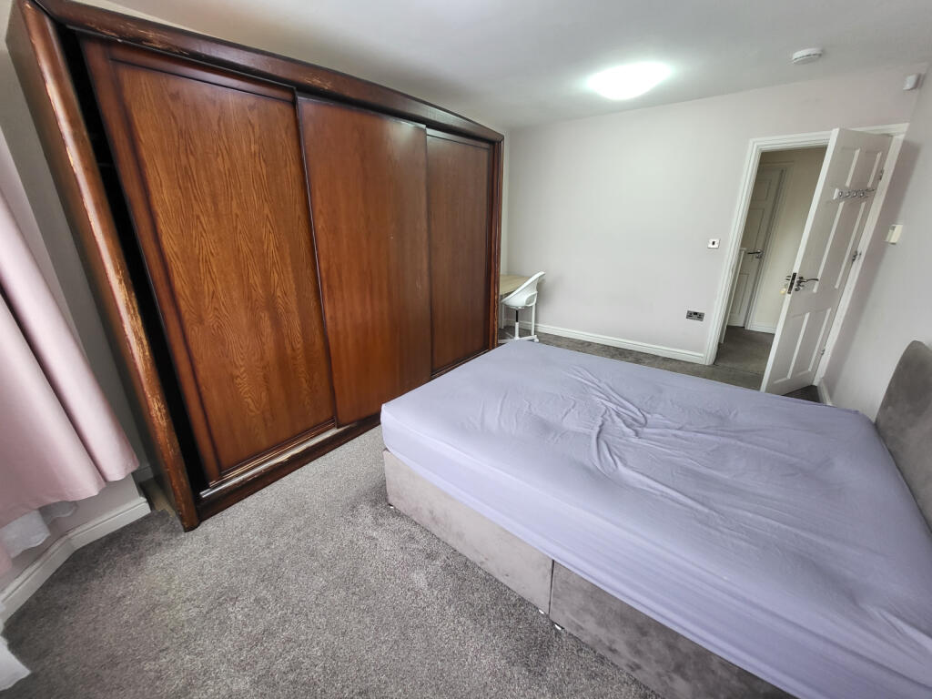 1 bedroom semi-detached house for rent