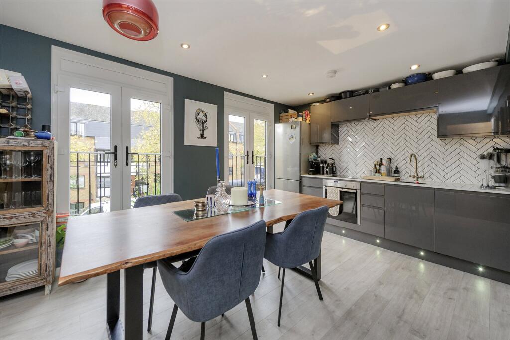 Wornington Road, North Kensington, London, W10 photo 2