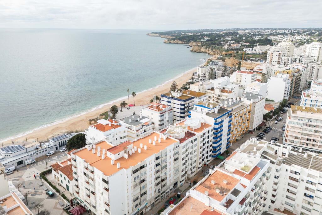Main image of property: Algarve, Armação de Pera
