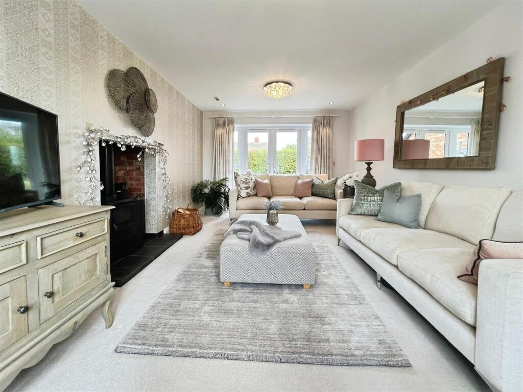 House in Baschurch, Walford - More