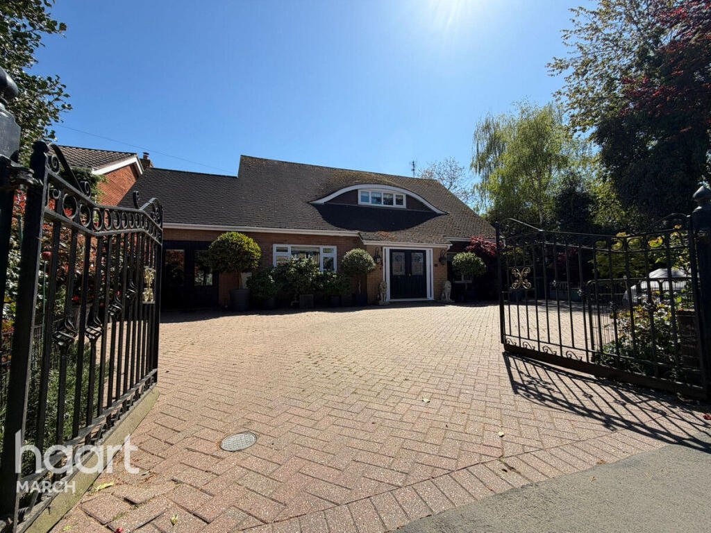 Main image of property: Badgeney Road, March