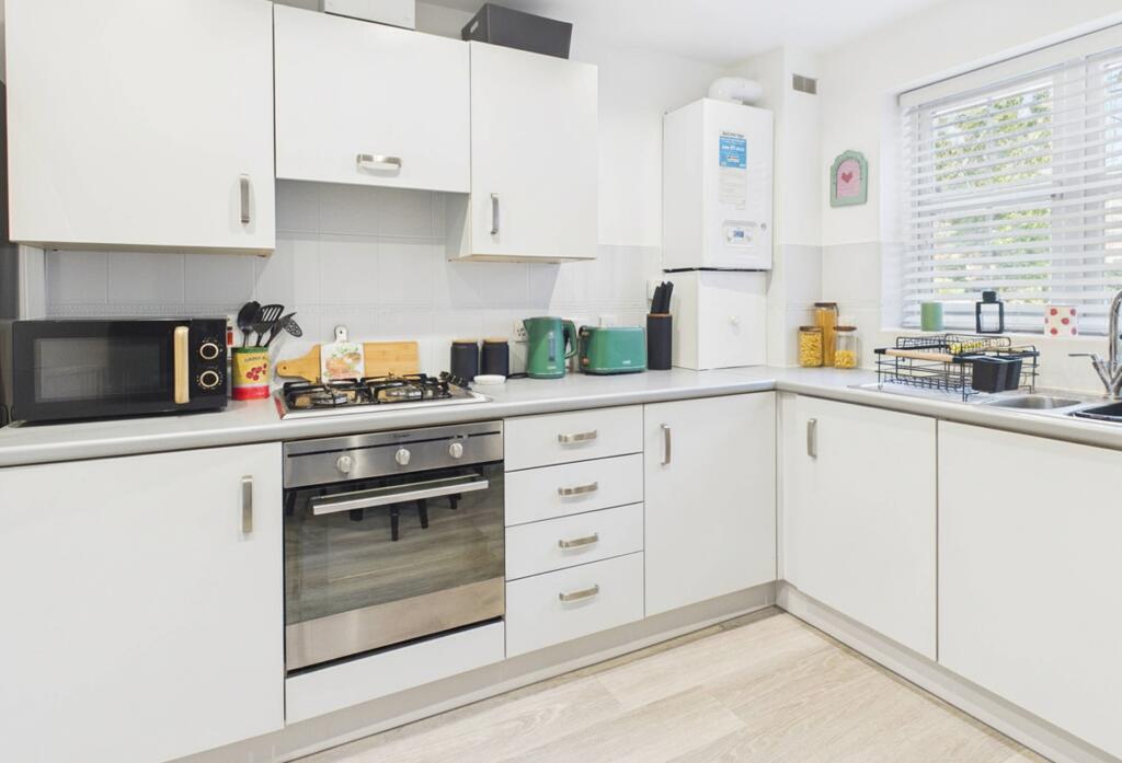 Apartment in Tamworth, Staffordshire - View 3