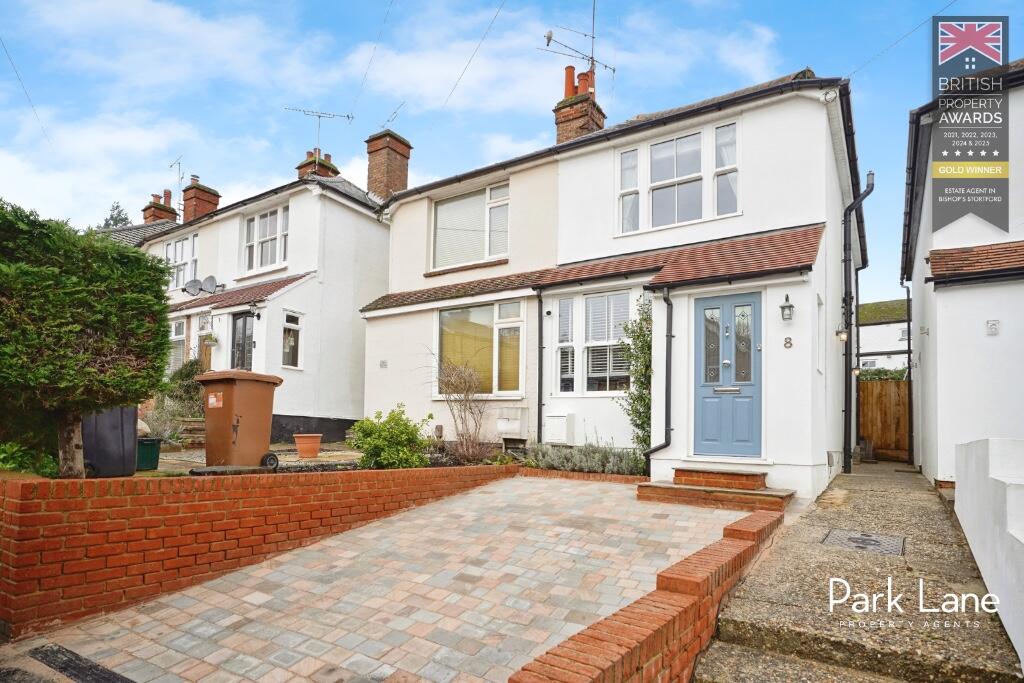 Main image of property: Apton Road, Bishop's Stortford, Hertfordshire, CM23