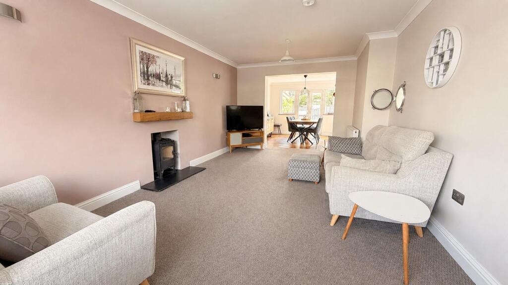 House in Guildford - View 4