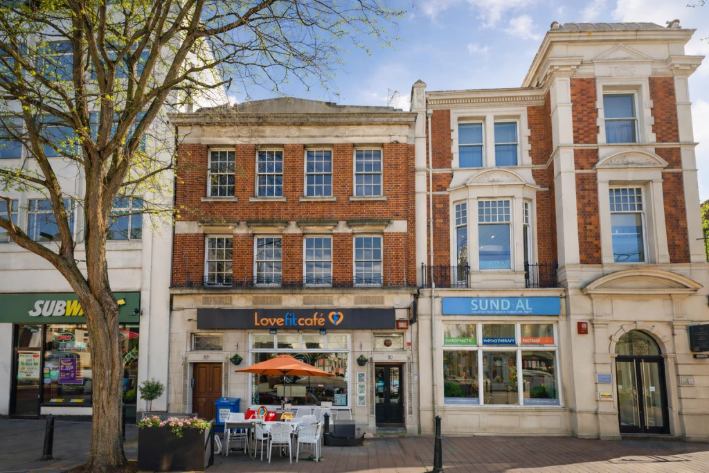 Main image of property: 110a Queens Road, BRIGHTON