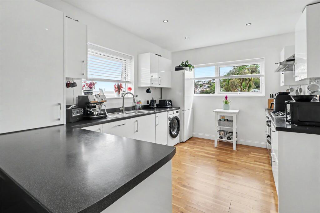 House in Exeter - View 4