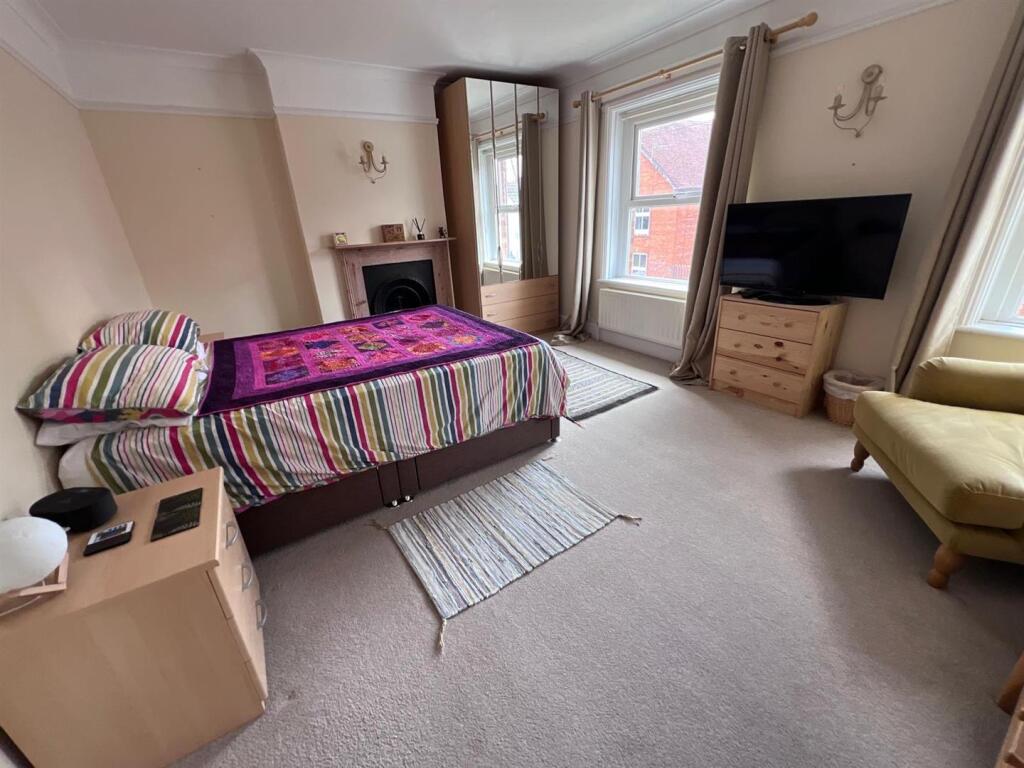 House in Salisbury - View 5