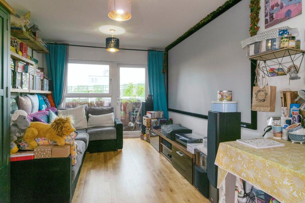 Park Place, Stevenage photo 4