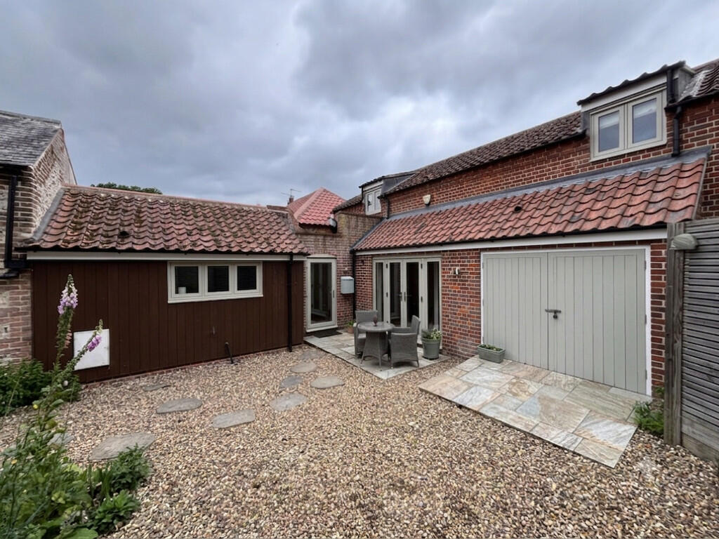 Main image of property: Harpley