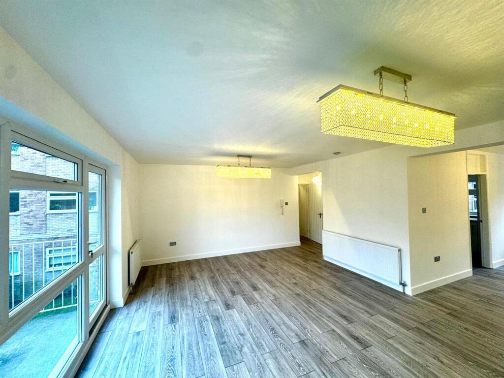 Apartment in Manchester - View 3