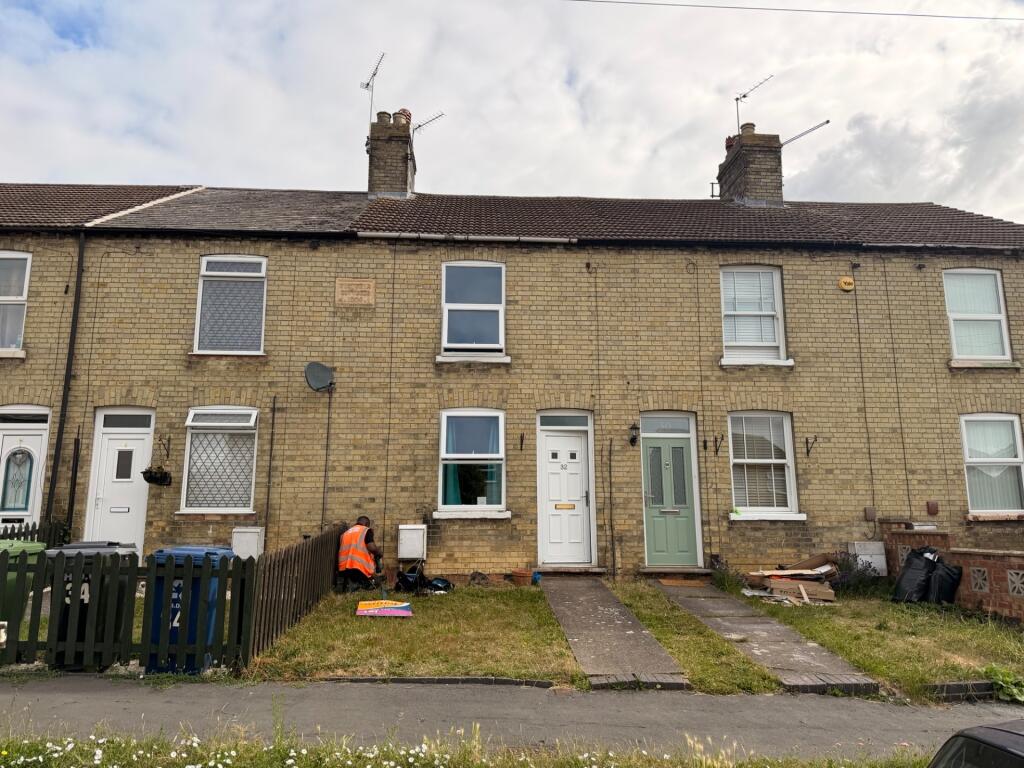 2-bed house on Chapel Street, Yaxley, PE7, £105,000