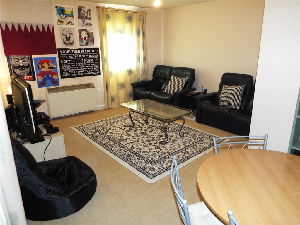 Apartment in Coventry, West Midlands - View 2
