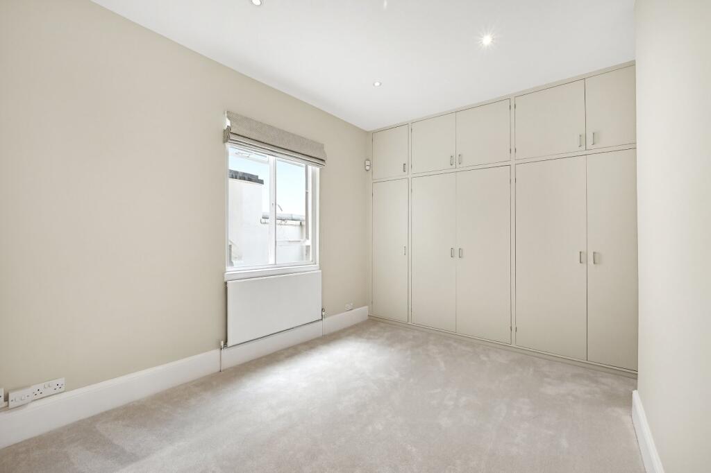 4 bedroom terraced house for rent