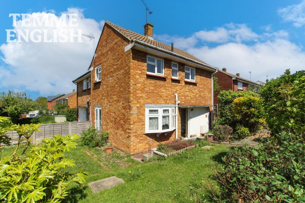 Main image of property: Cartlodge Avenue, Wickford, SS11
