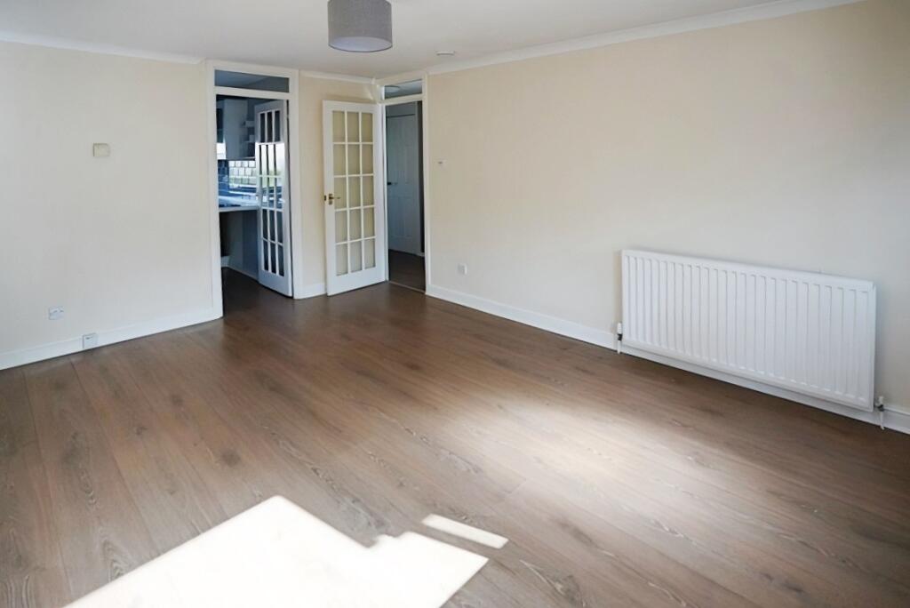House in Cumbernauld, Collingwood, Westfield - View 4
