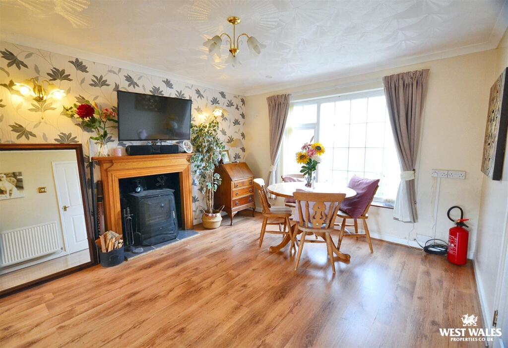 Priory Hill, Milford Haven photo 2