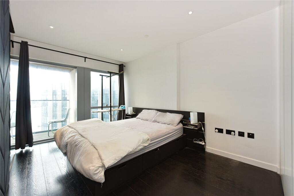 Apartment in London, Royal Borough of Greenwich - View 3