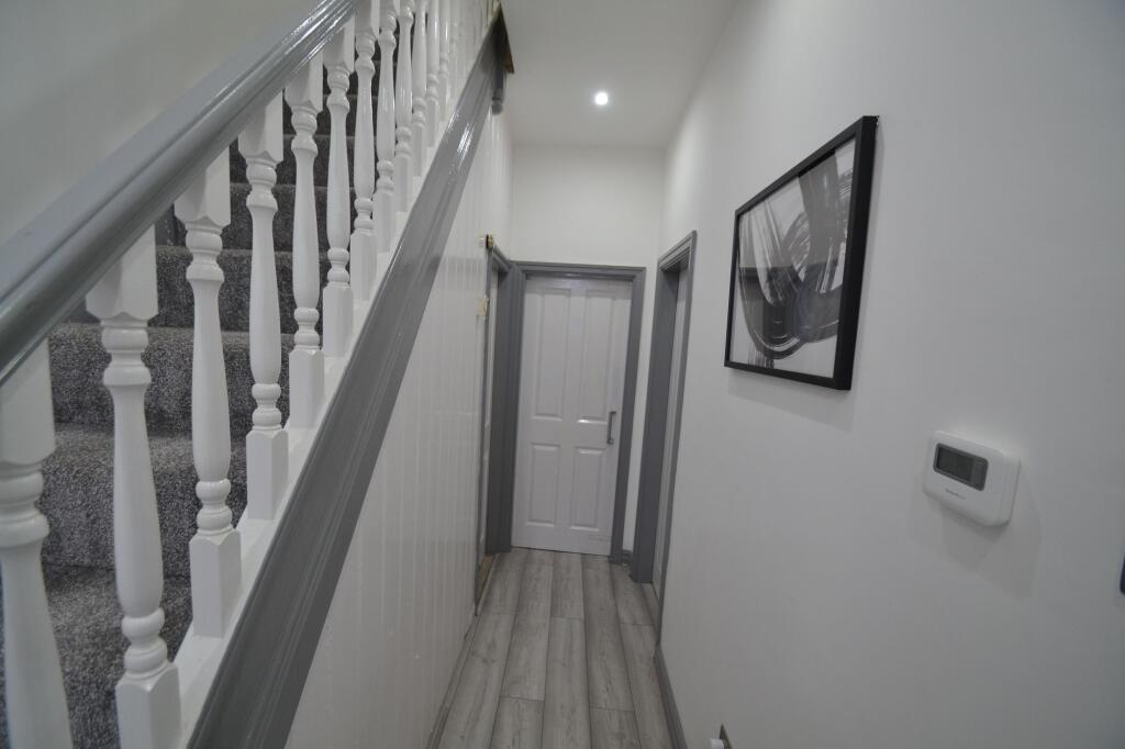 1 bedroom house share for rent